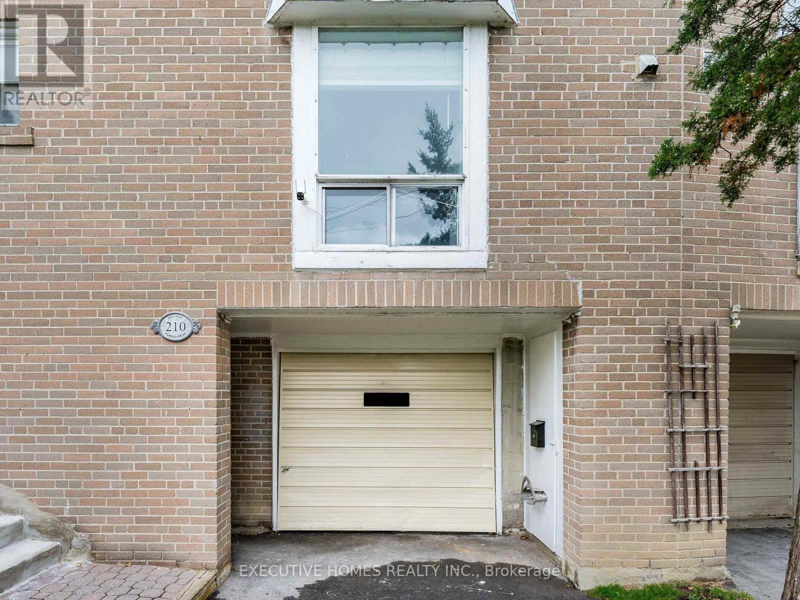 210 - 55 Rameau Drive E, Toronto (Hillcrest Village), Ontario  M2H 1T6 - Photo 7 - C12451084