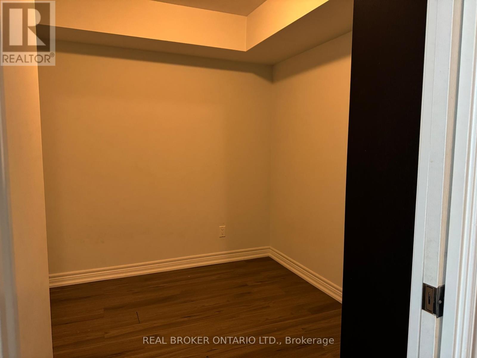 2703 - 60 Town Centre Court, Toronto, Ontario  M1P 0B1 - Photo 11 - E12406400