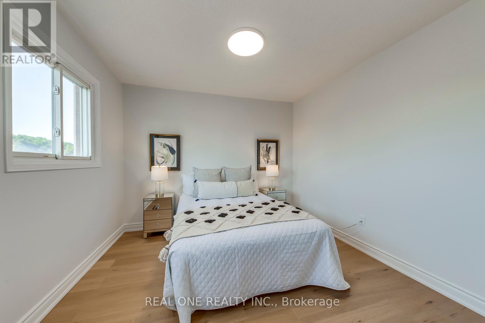 5075 Rising Star Court, Mississauga, Ontario  L5R 2W5 - Photo 36 - W12396346
