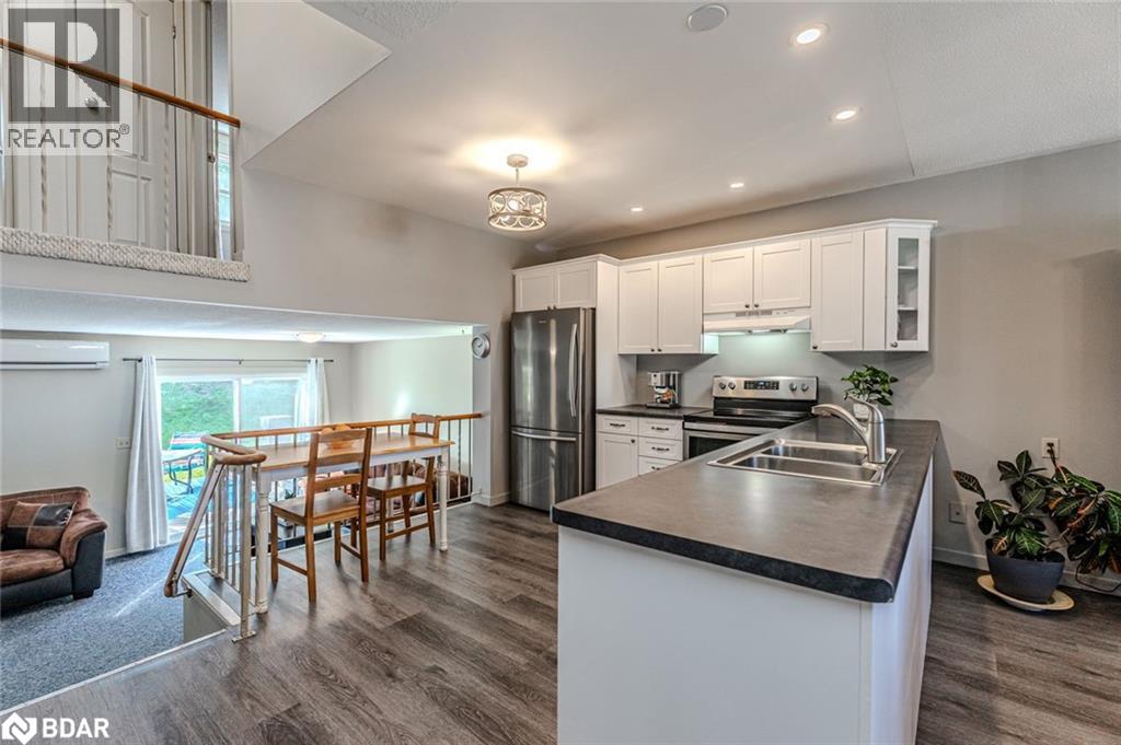 29 First Street, Orillia, Ontario  L3V 4A8 - Photo 3 - 40777511