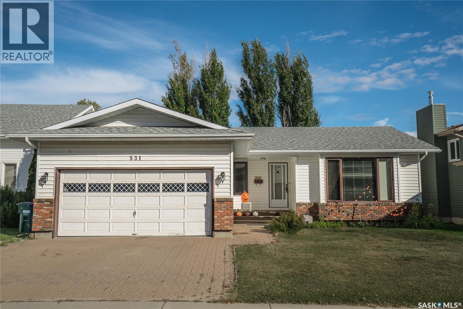 531 Smoothstone Crescent, Saskatoon, Saskatchewan  S7J 4T4 - Photo 1 - SK020381