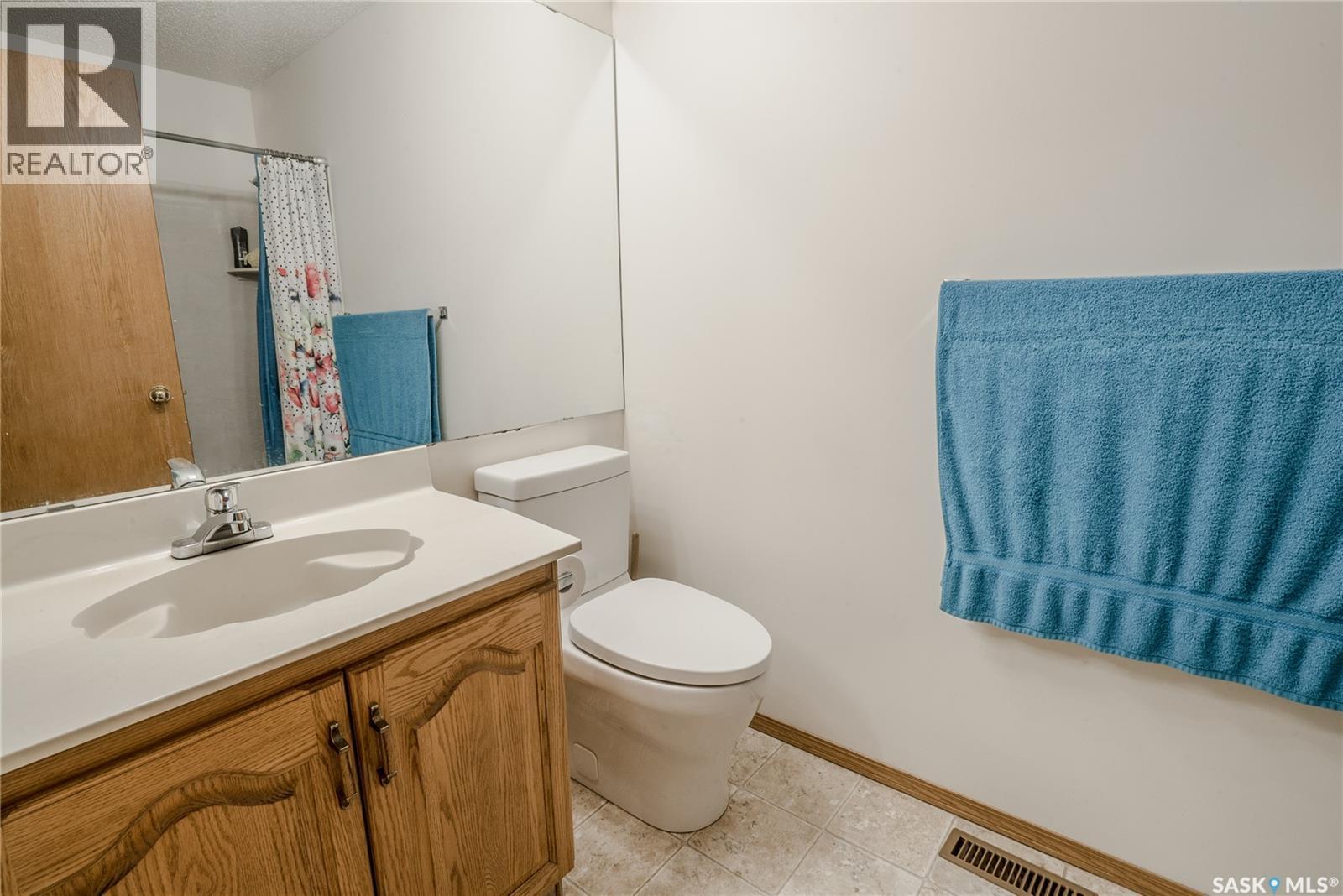 531 Smoothstone Crescent, Saskatoon, Saskatchewan  S7J 4T4 - Photo 16 - SK020381