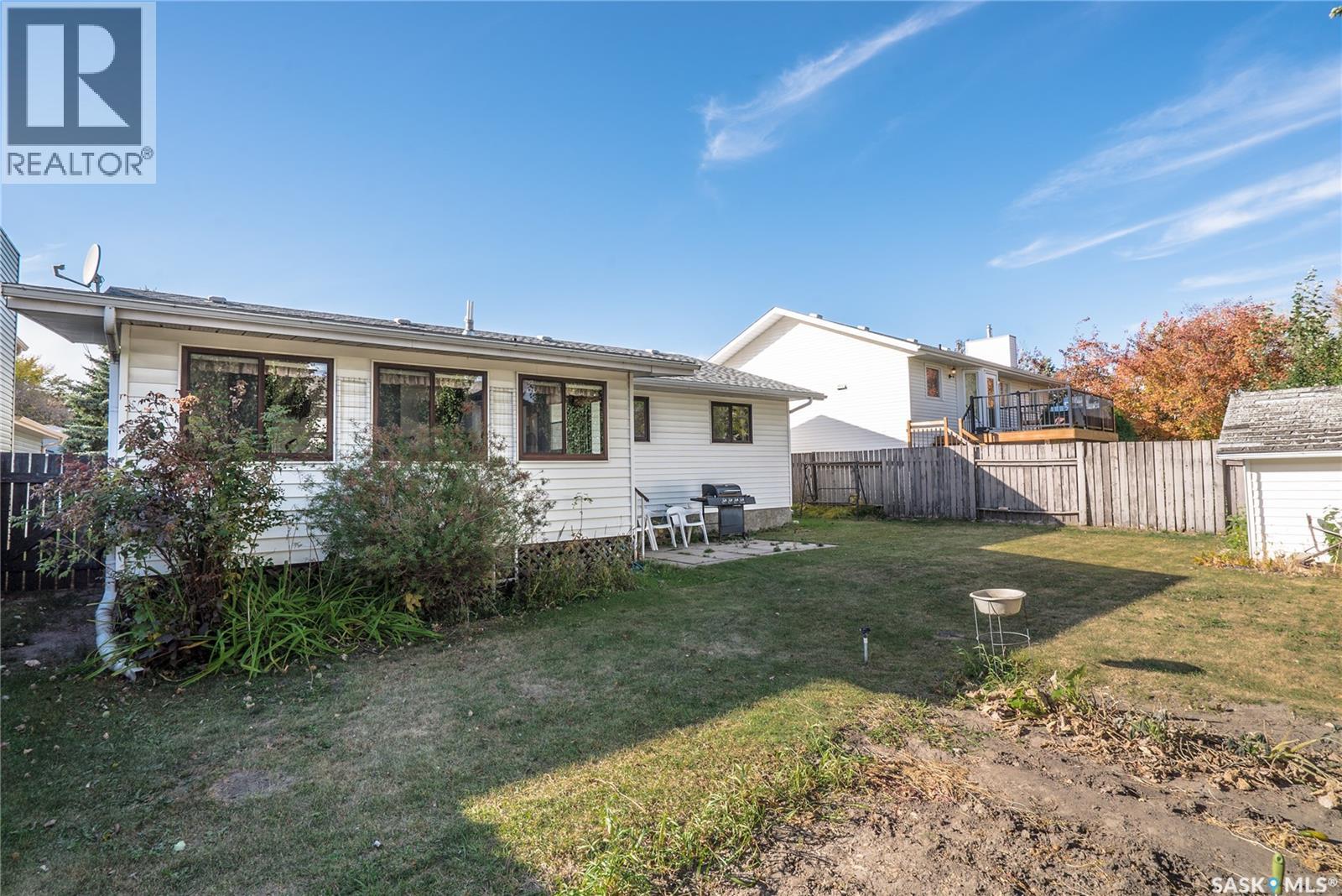 531 Smoothstone Crescent, Saskatoon, Saskatchewan  S7J 4T4 - Photo 35 - SK020381
