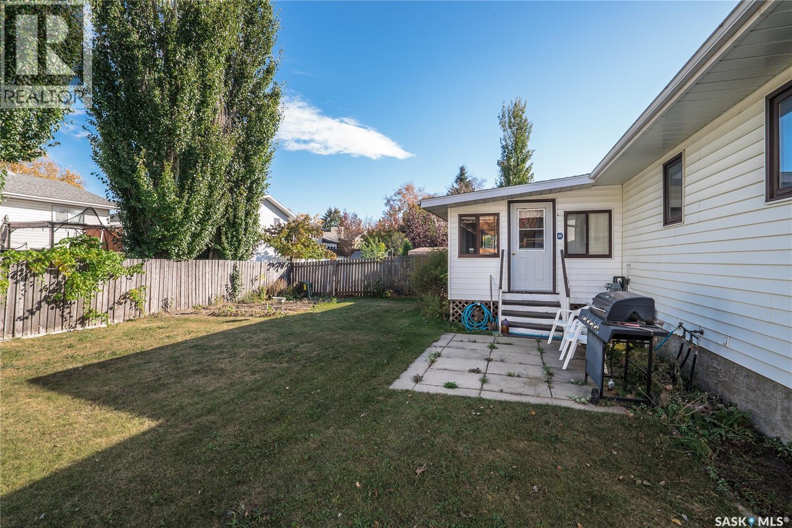 531 Smoothstone Crescent, Saskatoon, Saskatchewan  S7J 4T4 - Photo 36 - SK020381
