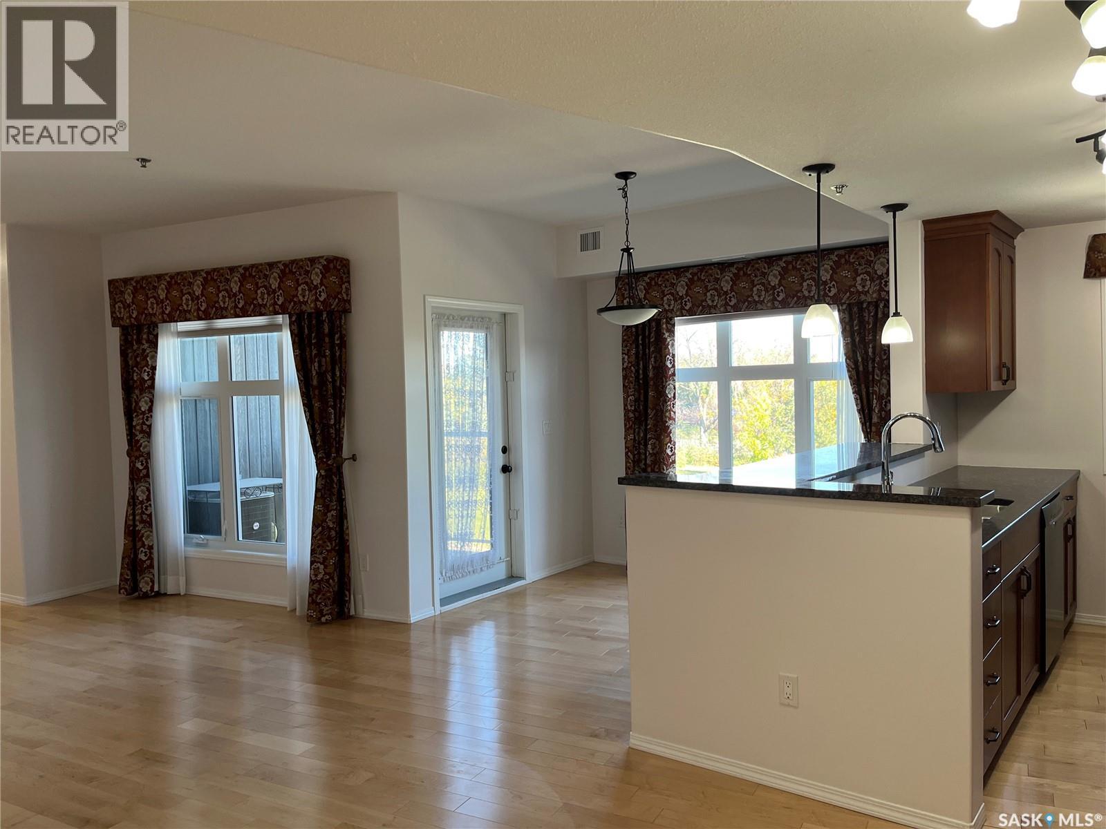 210 1220 Blackfoot Drive, Regina, Saskatchewan  S4S 6T2 - Photo 17 - SK020330