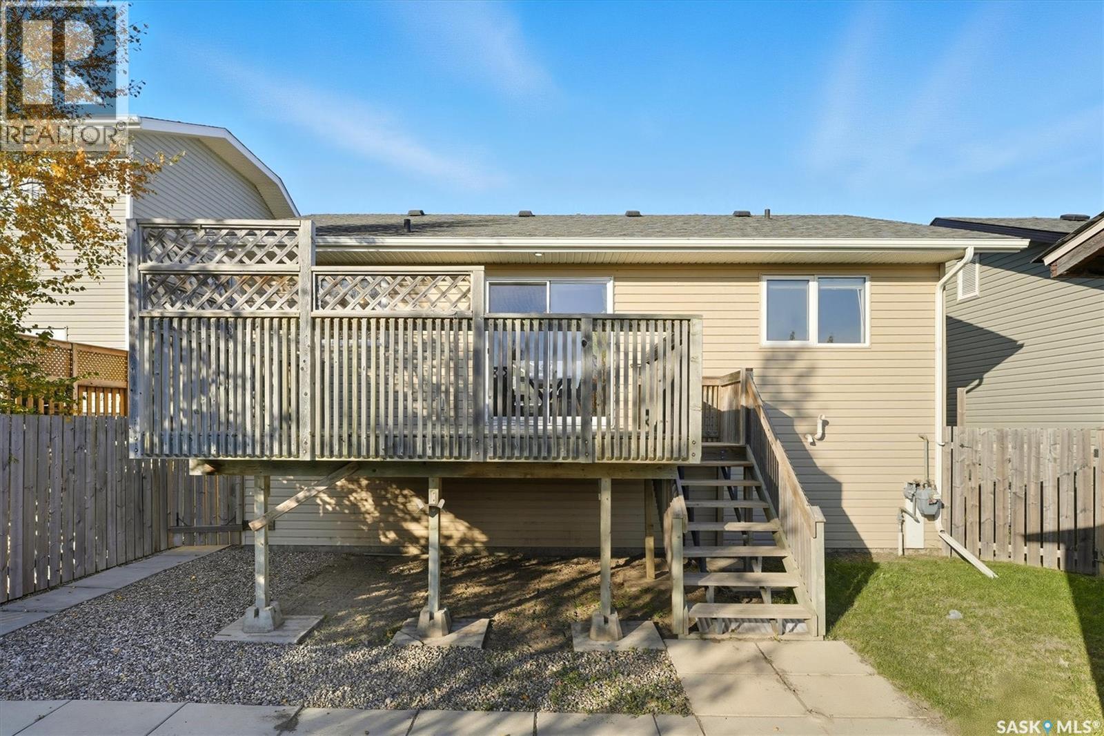 220 Warwick Crescent, Warman, Saskatchewan  S0K 4S0 - Photo 34 - SK020264