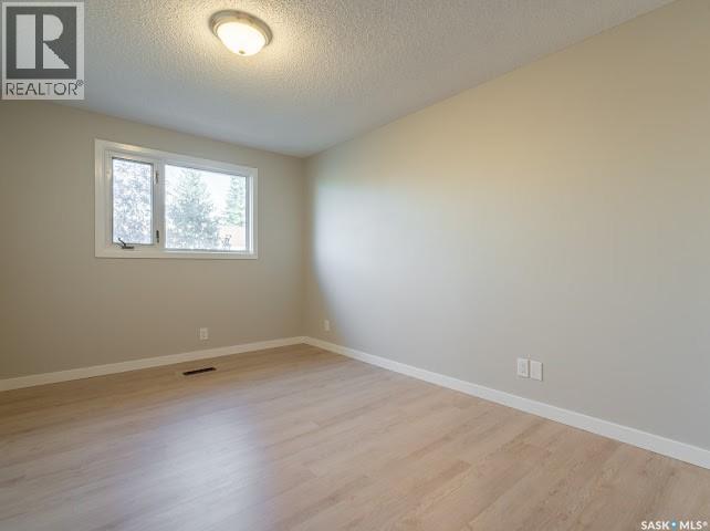 270 Plainsview Drive, Regina, Saskatchewan  S4S 6N1 - Photo 21 - SK020245