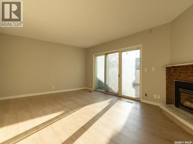 270 Plainsview Drive, Regina, Saskatchewan  S4S 6N1 - Photo 3 - SK020245
