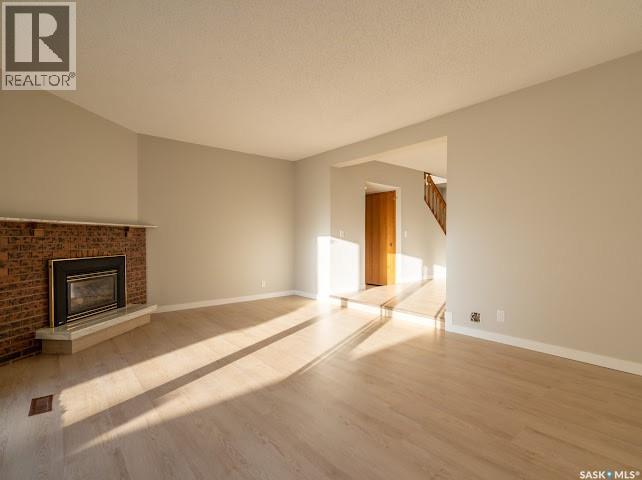270 Plainsview Drive, Regina, Saskatchewan  S4S 6N1 - Photo 5 - SK020245
