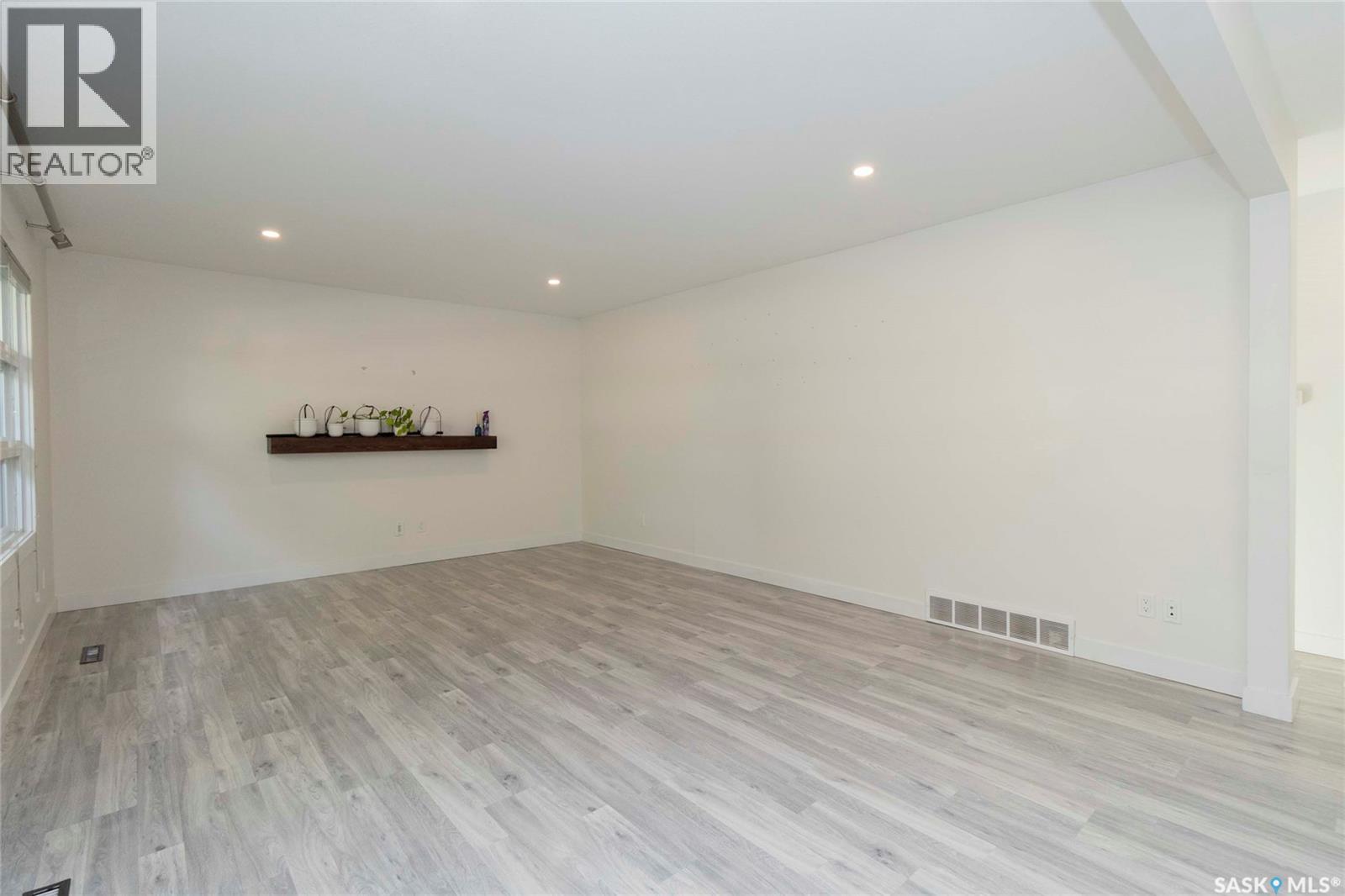 2406 Cairns Avenue, Saskatoon, Saskatchewan  S7J 1V3 - Photo 17 - SK020212