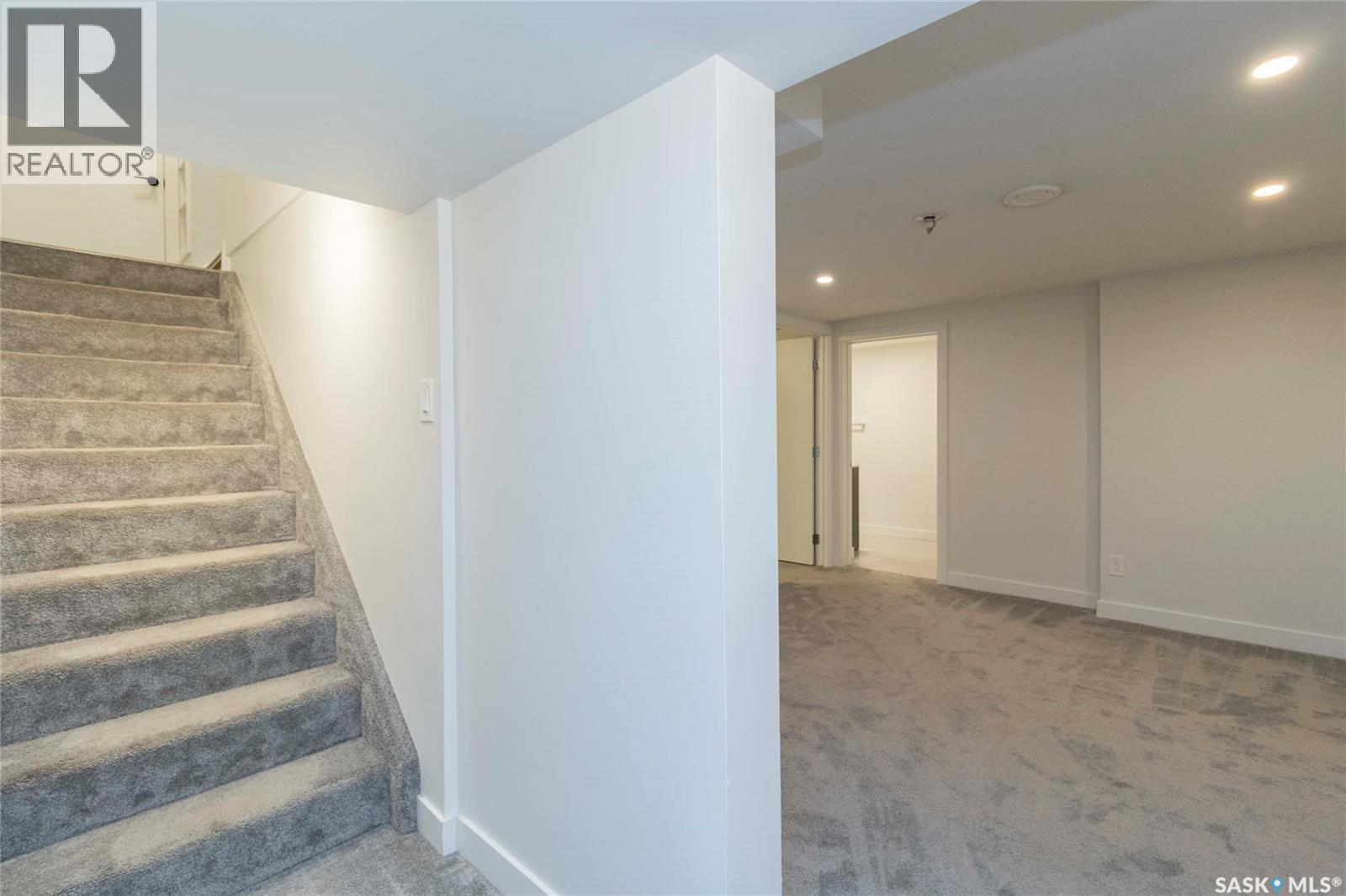 2406 Cairns Avenue, Saskatoon, Saskatchewan  S7J 1V3 - Photo 27 - SK020212