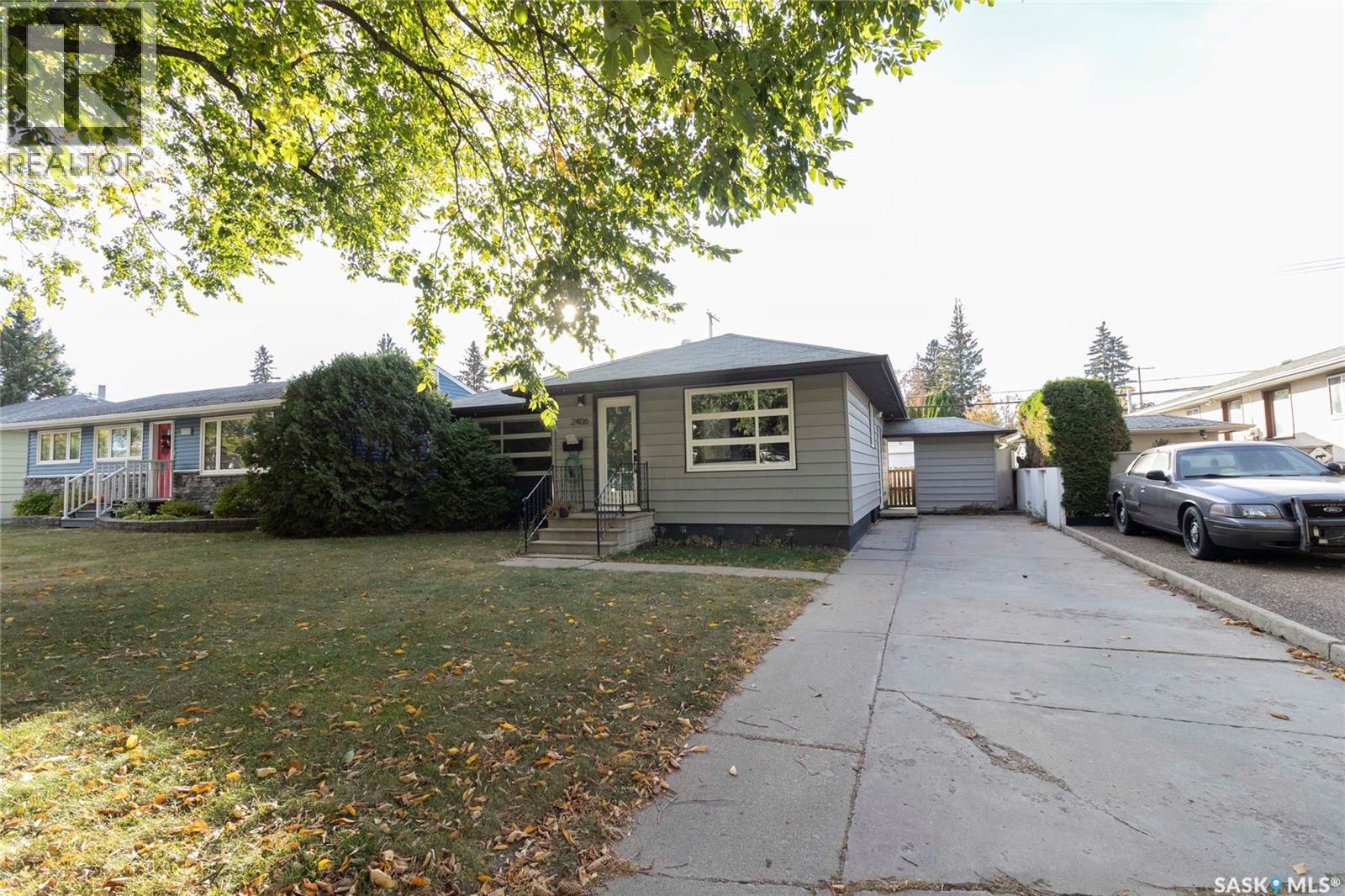 2406 Cairns Avenue, Saskatoon, Saskatchewan  S7J 1V3 - Photo 3 - SK020212
