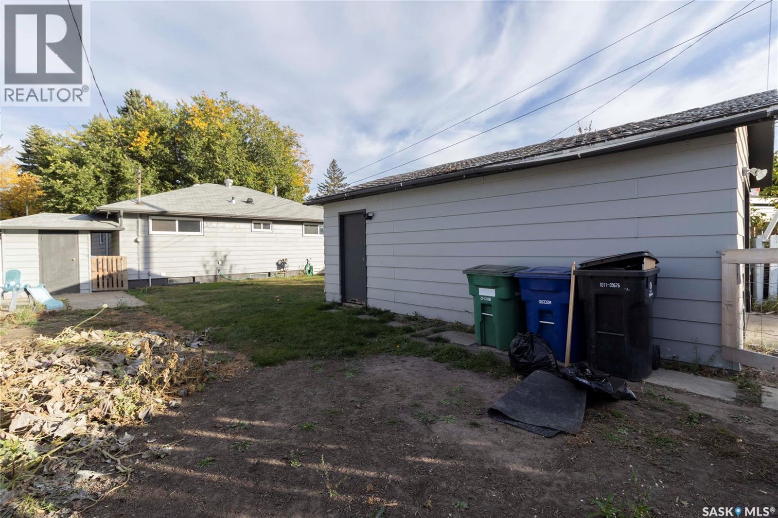 2406 Cairns Avenue, Saskatoon, Saskatchewan  S7J 1V3 - Photo 47 - SK020212