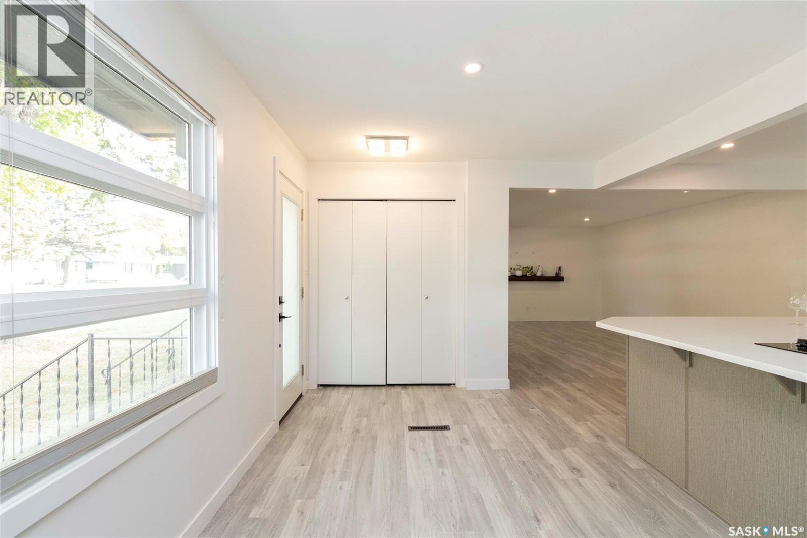 2406 Cairns Avenue, Saskatoon, Saskatchewan  S7J 1V3 - Photo 6 - SK020212