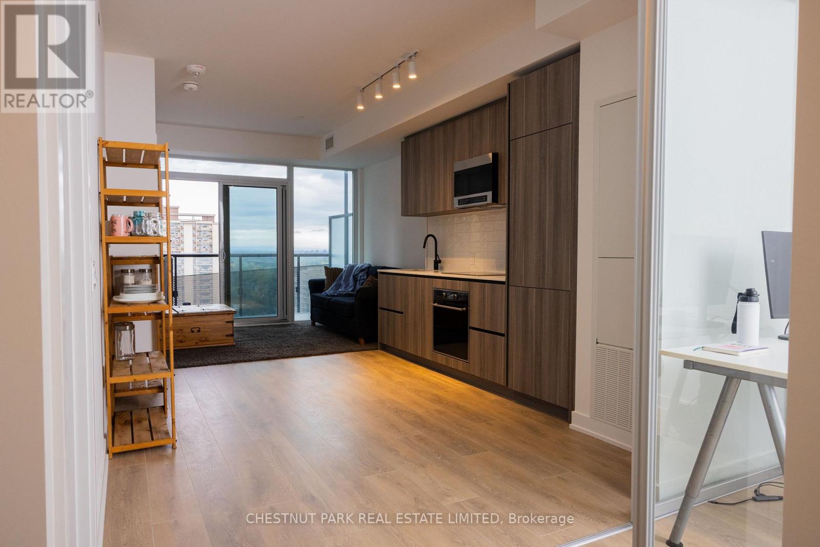 1807 - 117 BROADWAY AVENUE, Toronto, Ontario