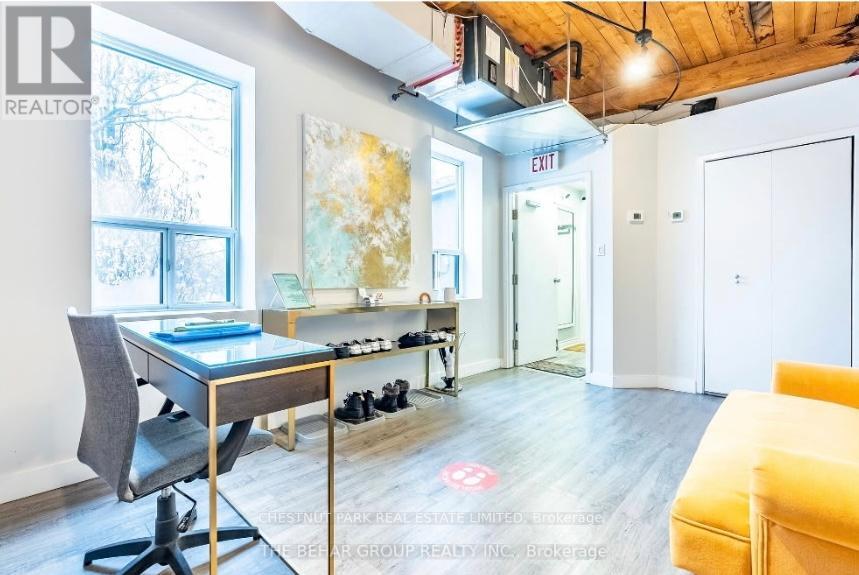 Unit 4, Rm 1 - 18 Dupont Street, Toronto, Ontario  M5R 1V2 - Photo 5 - C12451452