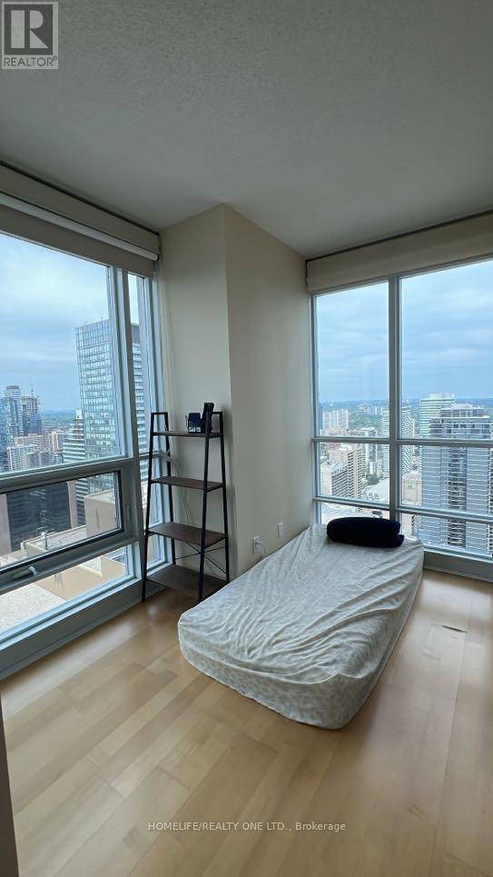 4901 - 763 Bay Street, Toronto, Ontario  M5G 2R3 - Photo 8 - C12451485