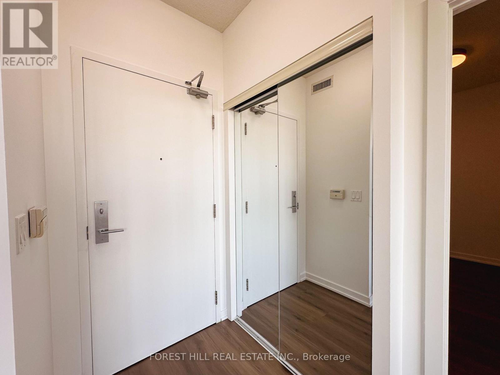 708 - 55 East Liberty Street, Toronto, Ontario  M6K 3P9 - Photo 2 - C12451503