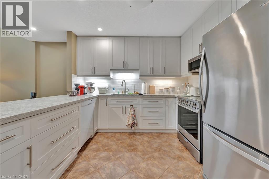 350 Doon Valley Drive Unit# 10f, Kitchener, Ontario  N2P 2M9 - Photo 11 - 40777517