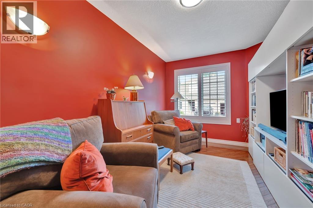 350 Doon Valley Drive Unit# 10f, Kitchener, Ontario  N2P 2M9 - Photo 6 - 40777517