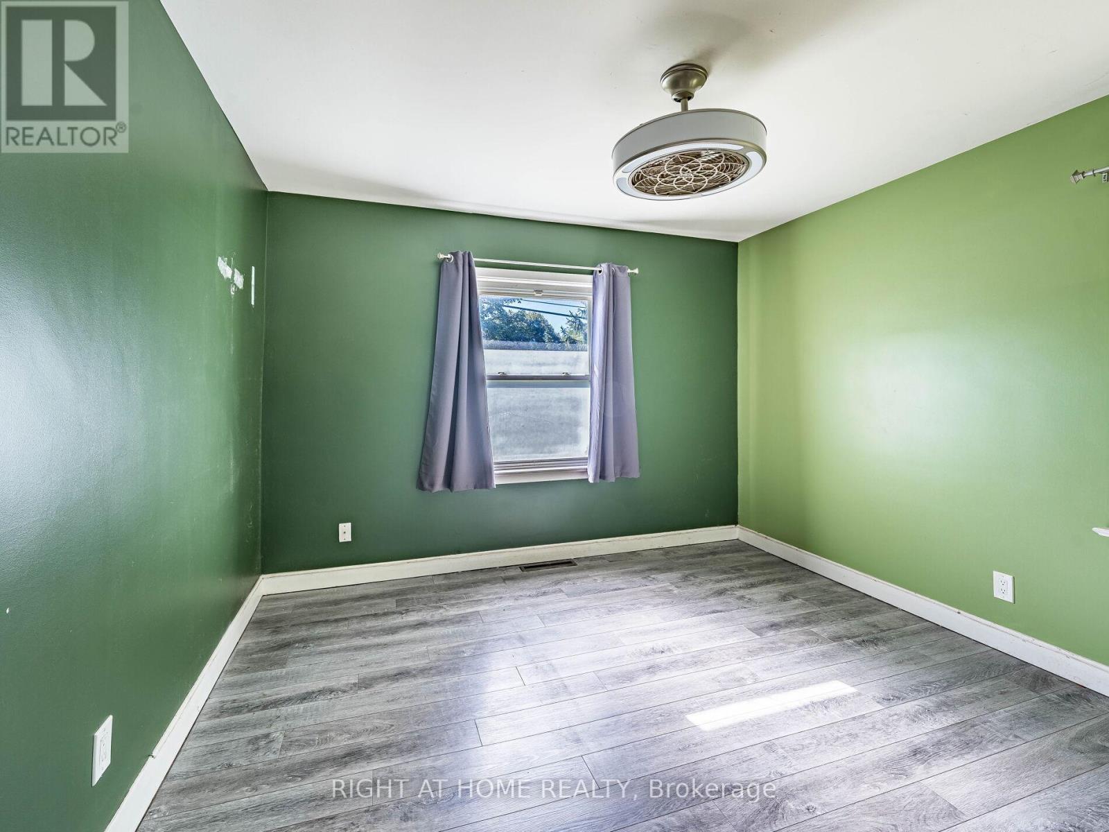 148 Winchester Road E, Whitby (Brooklin), Ontario  L1M 1X2 - Photo 13 - E12451446
