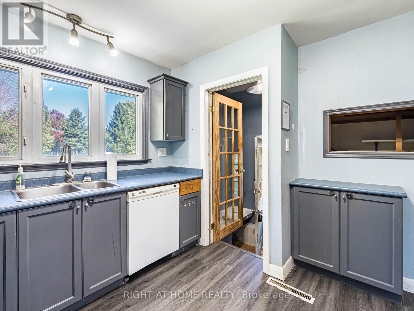 148 Winchester Road E, Whitby (Brooklin), Ontario  L1M 1X2 - Photo 25 - E12451446