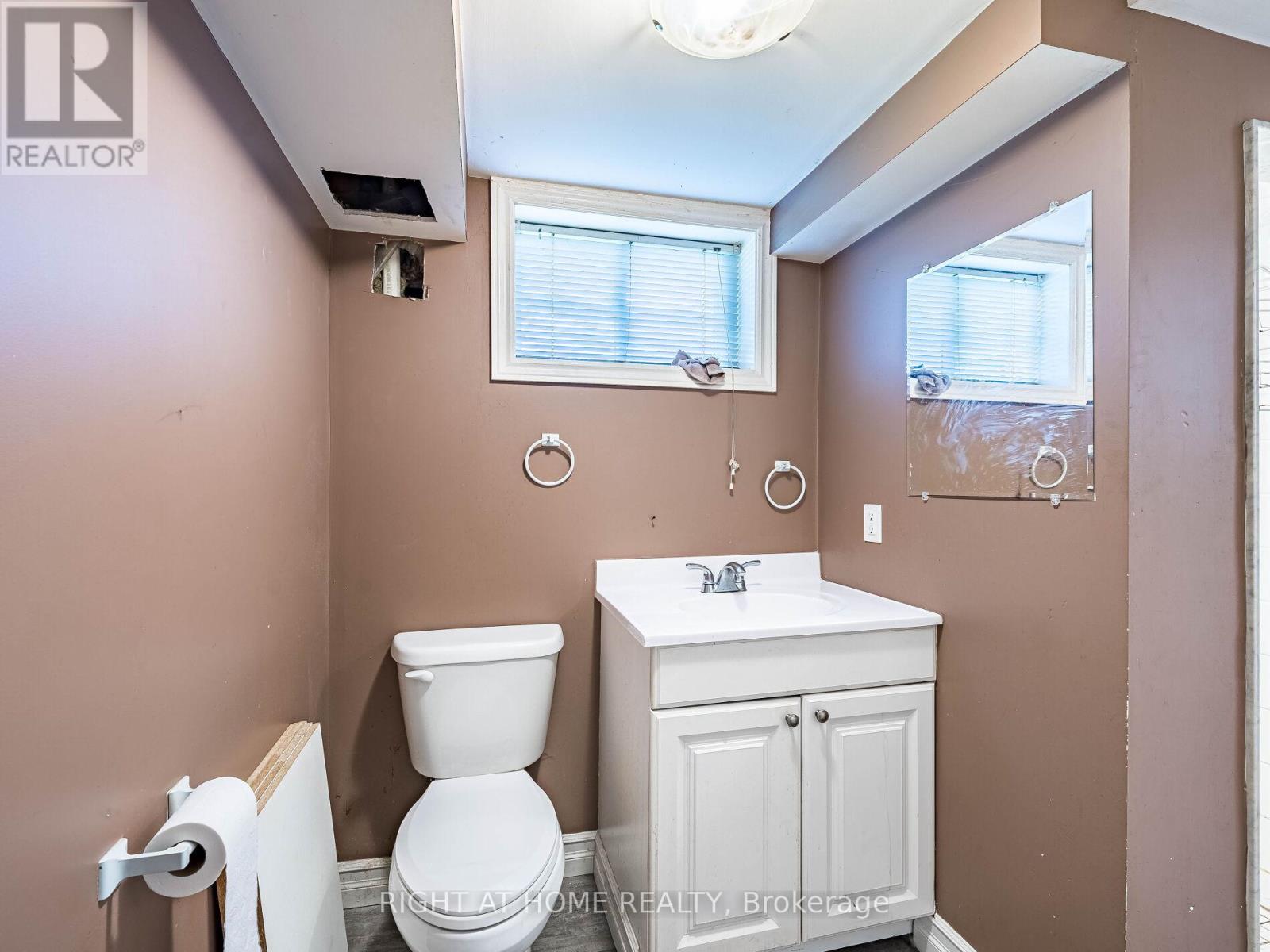 148 Winchester Road E, Whitby (Brooklin), Ontario  L1M 1X2 - Photo 37 - E12451446