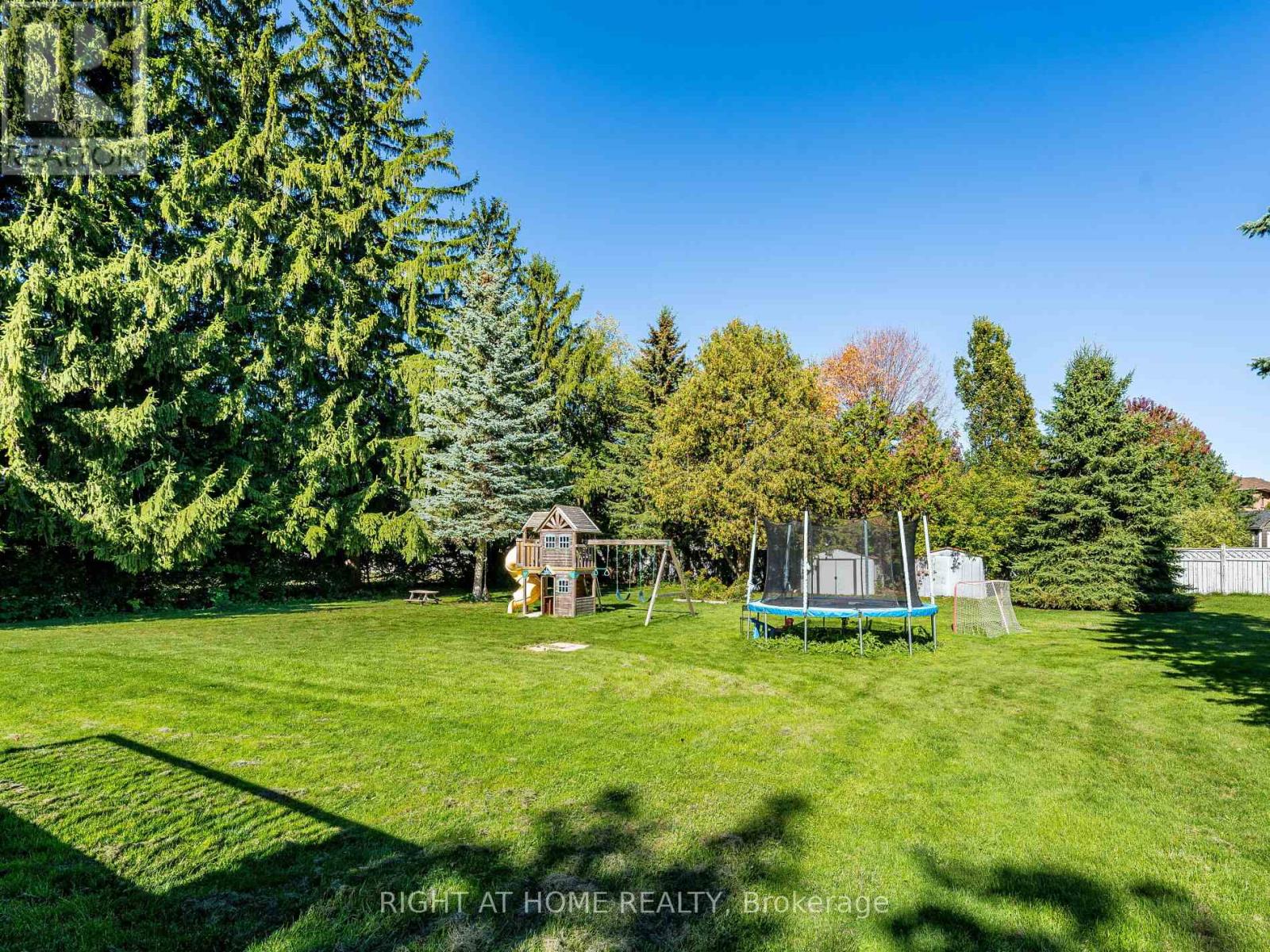 148 Winchester Road E, Whitby (Brooklin), Ontario  L1M 1X2 - Photo 39 - E12451446