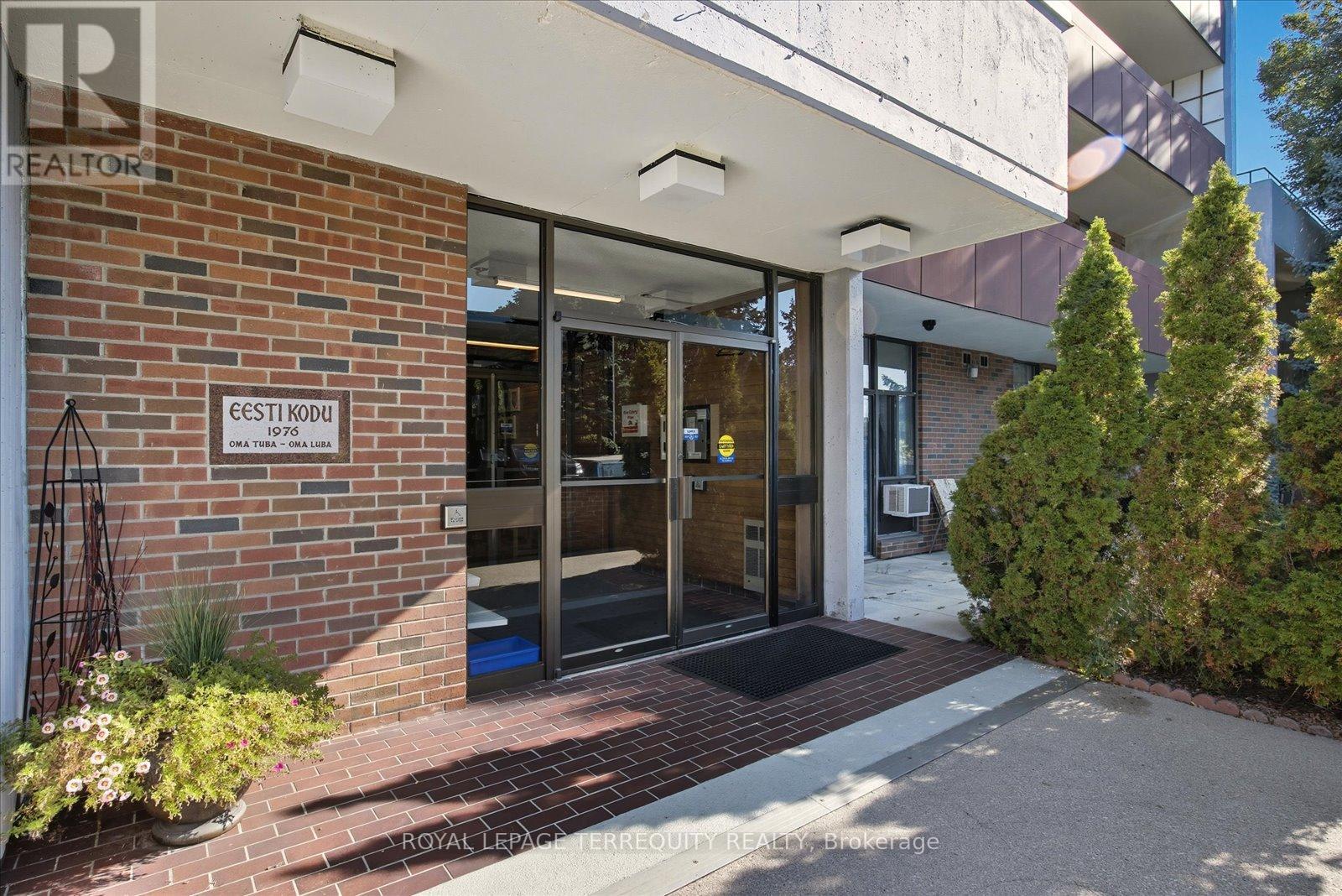 5-209 - 50 Old Kingston Road, Toronto (West Hill), Ontario  M1E 3J5 - Photo 2 - E12451457
