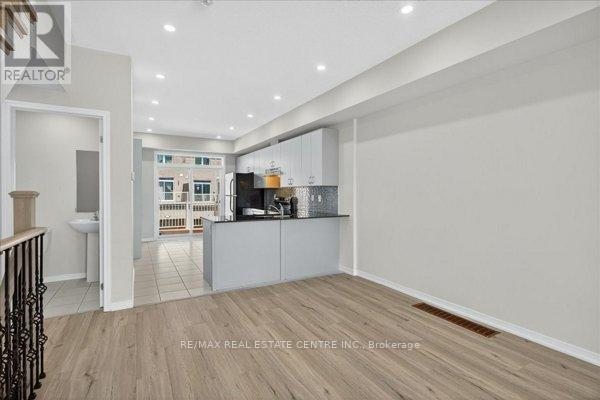 1373 Salem Road N, Ajax (Northeast Ajax), Ontario  L1Z 0R9 - Photo 13 - E12451479