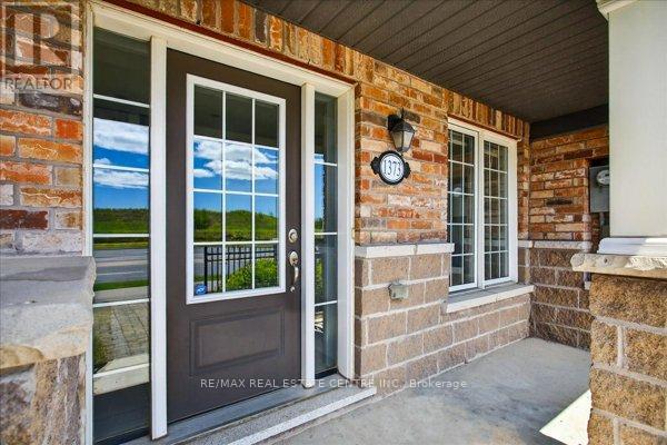 1373 Salem Road N, Ajax (Northeast Ajax), Ontario  L1Z 0R9 - Photo 3 - E12451479