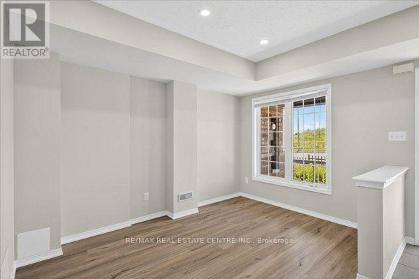 1373 Salem Road N, Ajax (Northeast Ajax), Ontario  L1Z 0R9 - Photo 7 - E12451479
