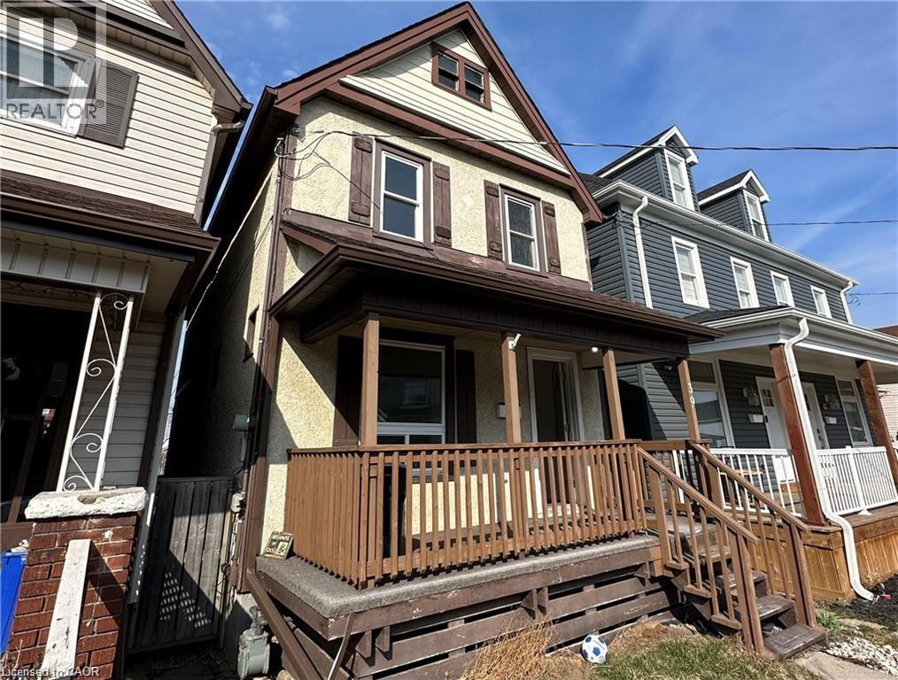 39 Beechwood Avenue, Hamilton, Ontario  L8L 2S5 - Photo 1 - 40777041