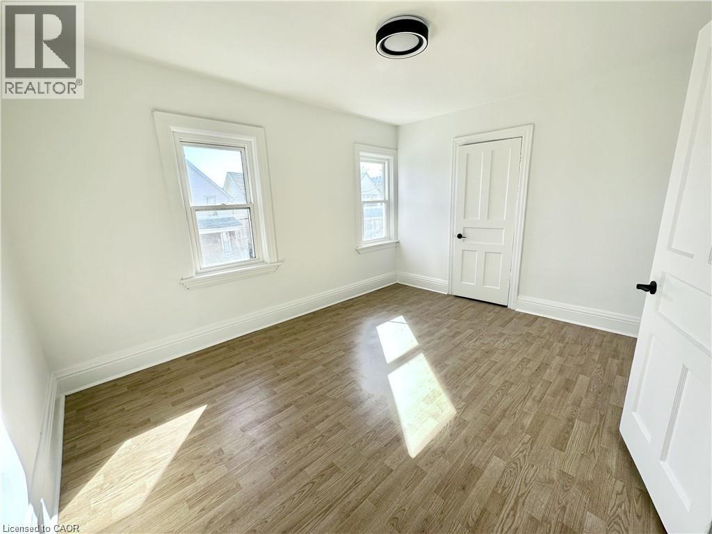 39 Beechwood Avenue, Hamilton, Ontario  L8L 2S5 - Photo 11 - 40777041
