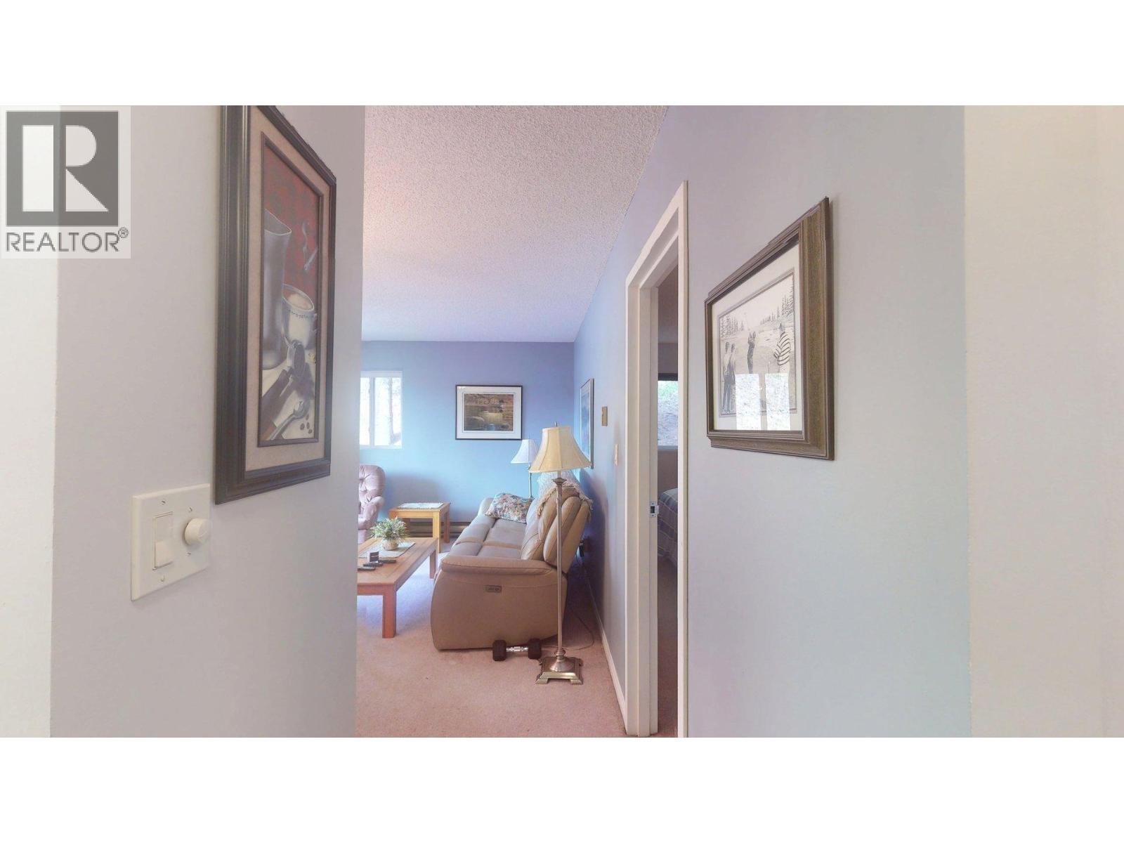 1335 Alpine Drive Unit# 202b, Elkford, British Columbia  V0B 1H0 - Photo 2 - 10365148