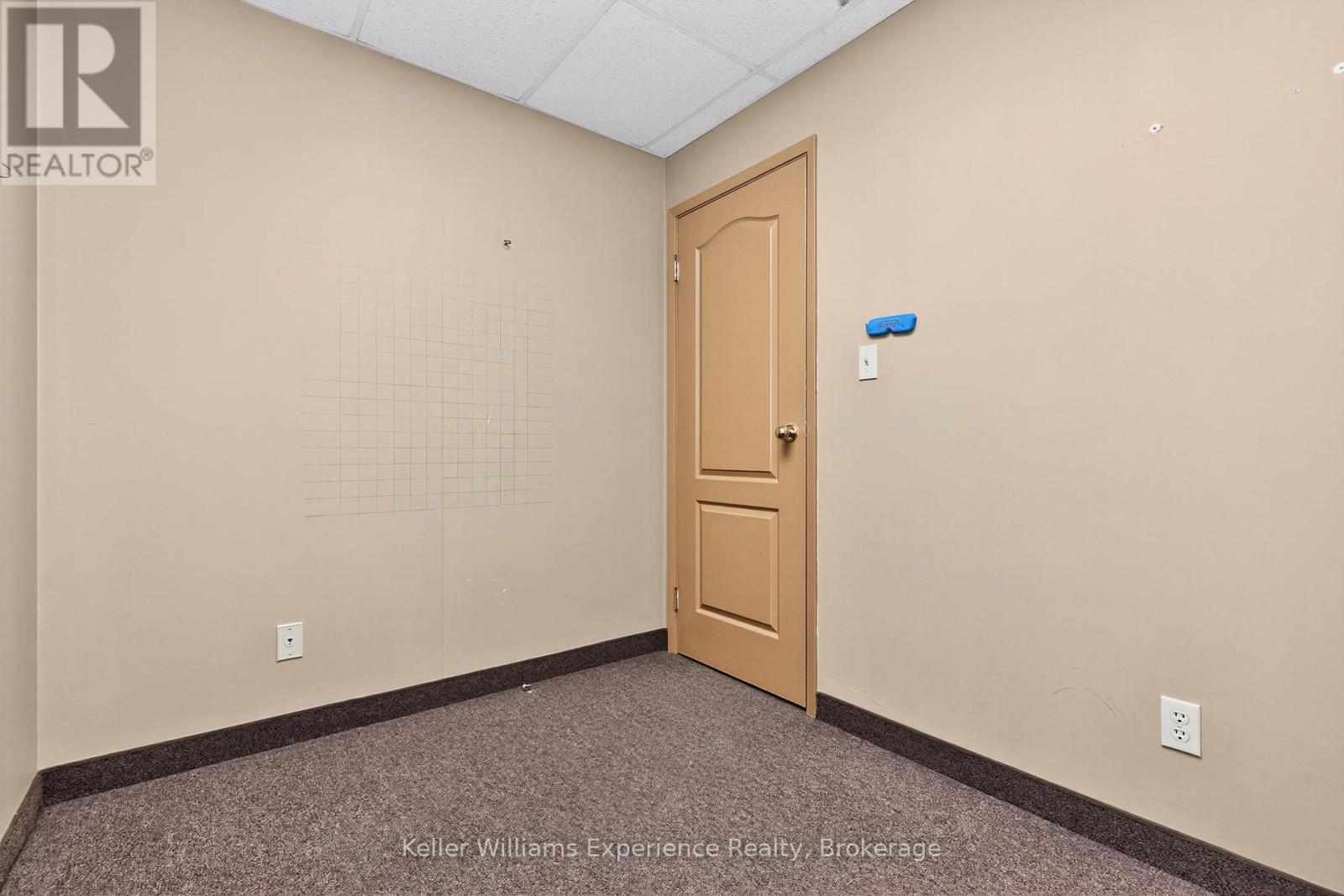 8 - 175 Main Street, Penetanguishene, Ontario  L9M 1L8 - Photo 12 - S12451527