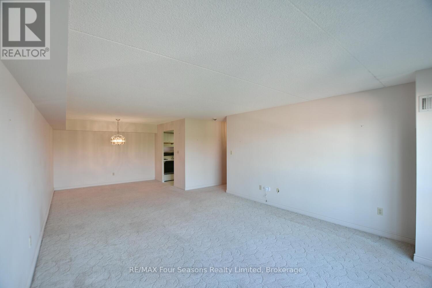 505 - 172 Eighth Street, Collingwood, Ontario  L9Y 4T2 - Photo 13 - S12451550
