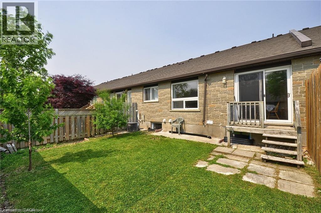 33 Bankside Drive, Kitchener, Ontario  N2N 3L3 - Photo 3 - 40769666