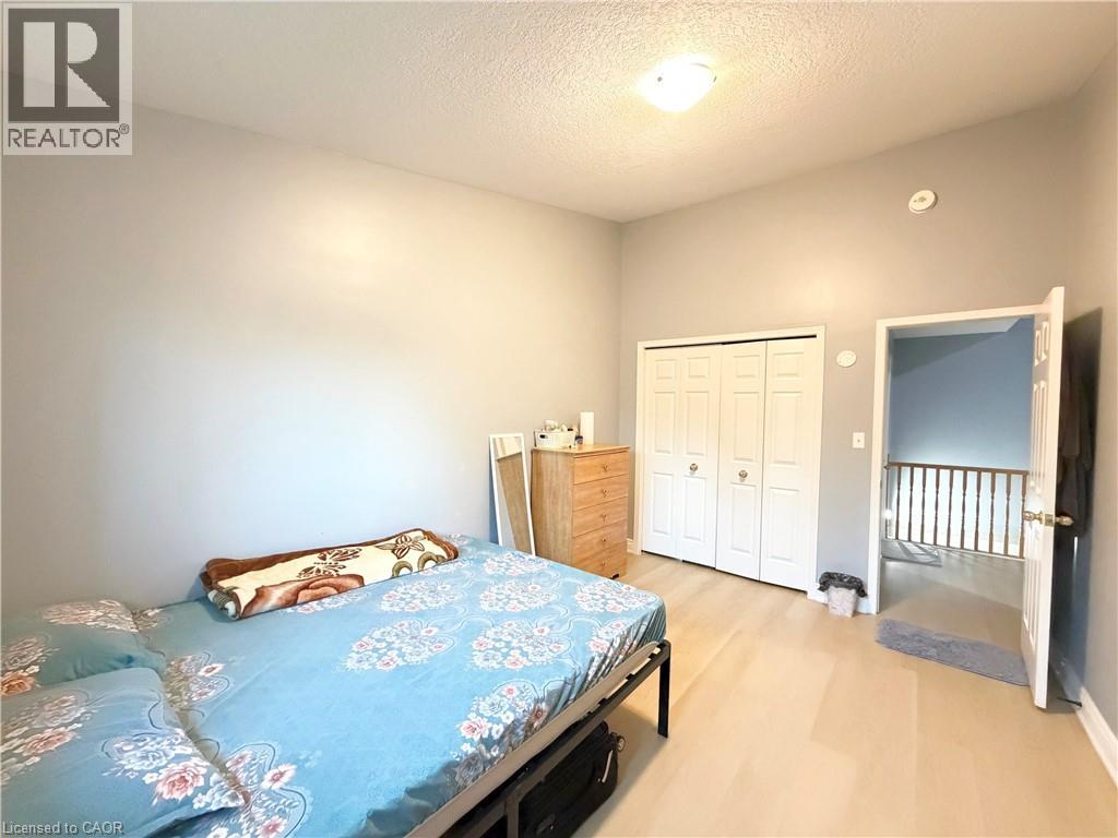 33 Bankside Drive, Kitchener, Ontario  N2N 3L3 - Photo 32 - 40769666