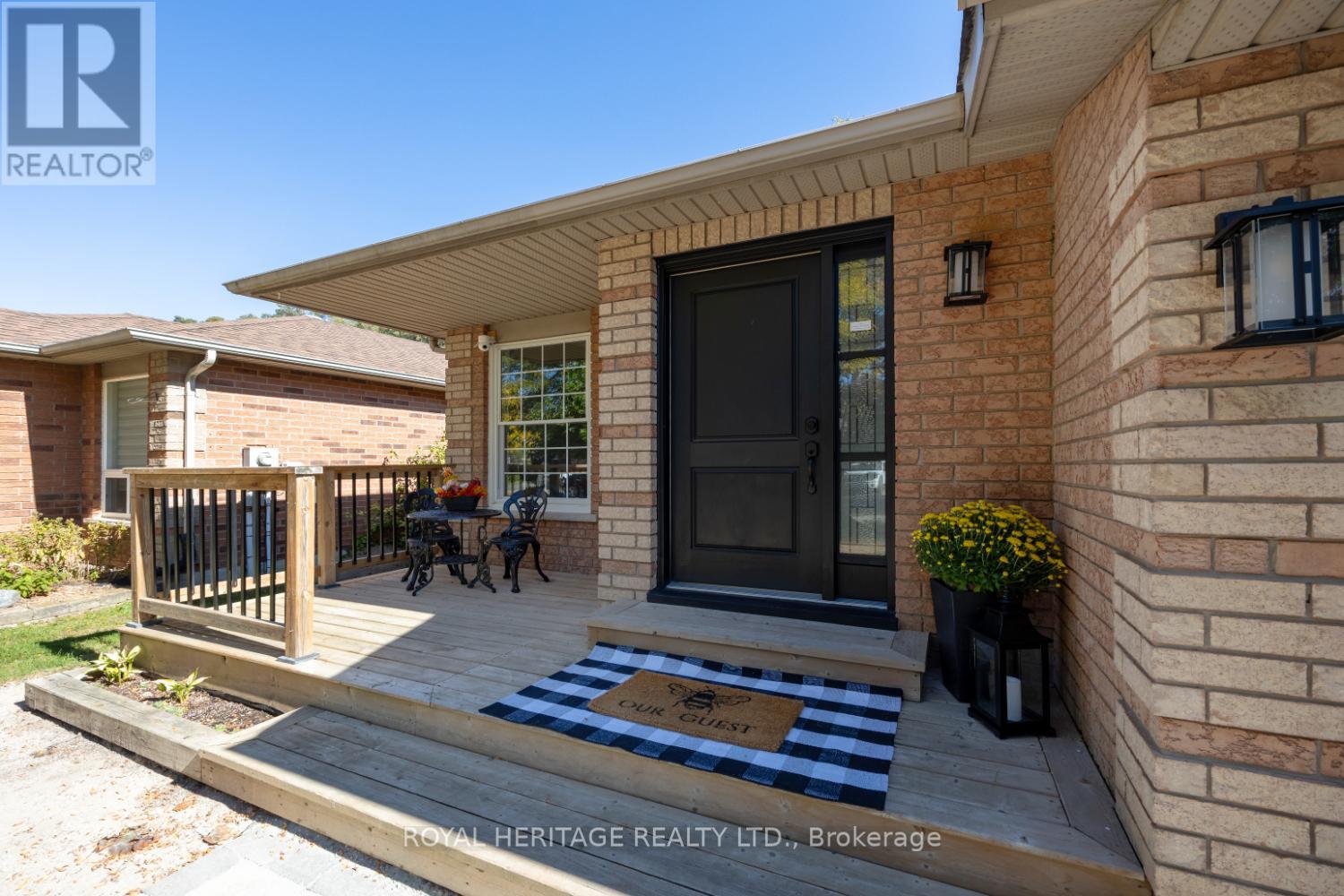 71 Kate Aitken Crescent, New Tecumseth, Ontario  L0G 1A0 - Photo 4 - N12451566