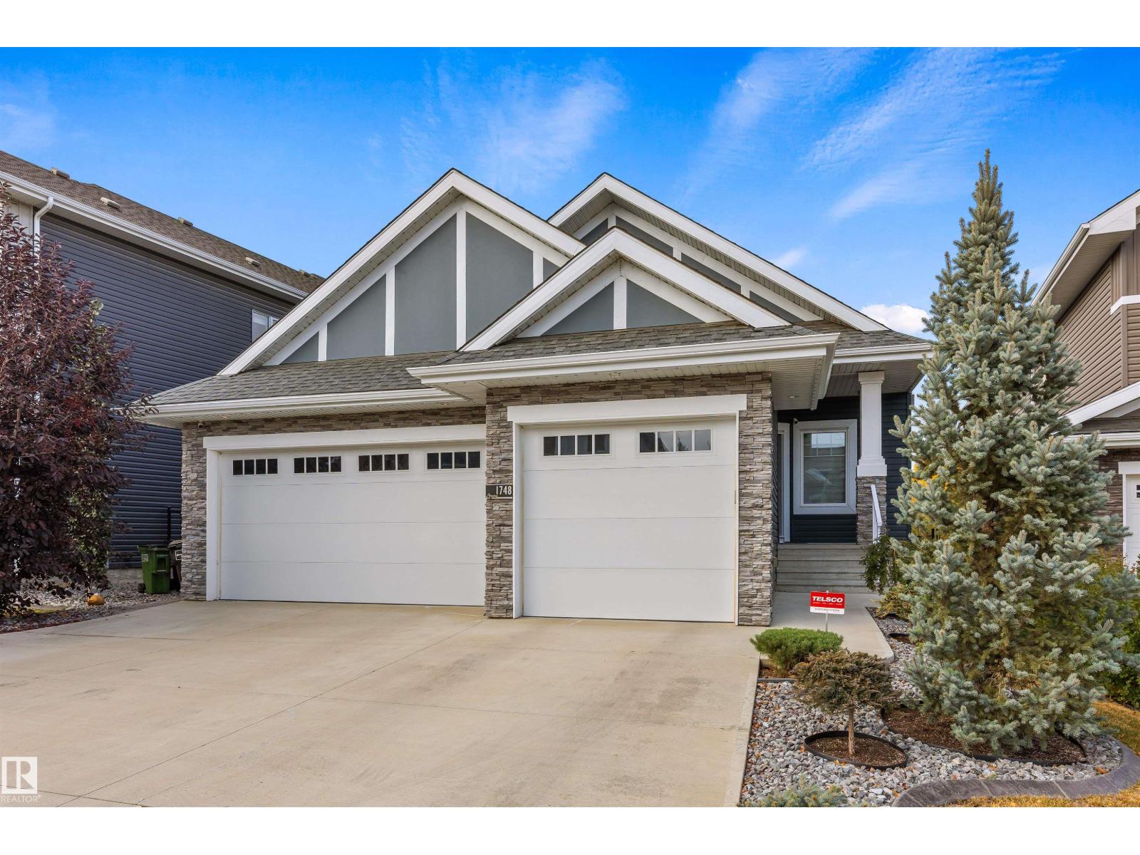 1748 TANAGER CL NW, Edmonton, Alberta