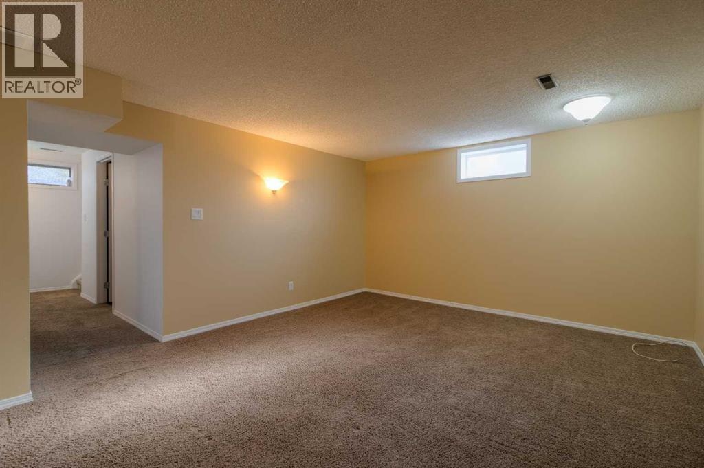 946 Columbia Boulevard W, Lethbridge, Alberta  T1K 4M3 - Photo 39 - A2250939