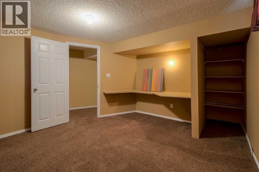 946 Columbia Boulevard W, Lethbridge, Alberta  T1K 4M3 - Photo 42 - A2250939