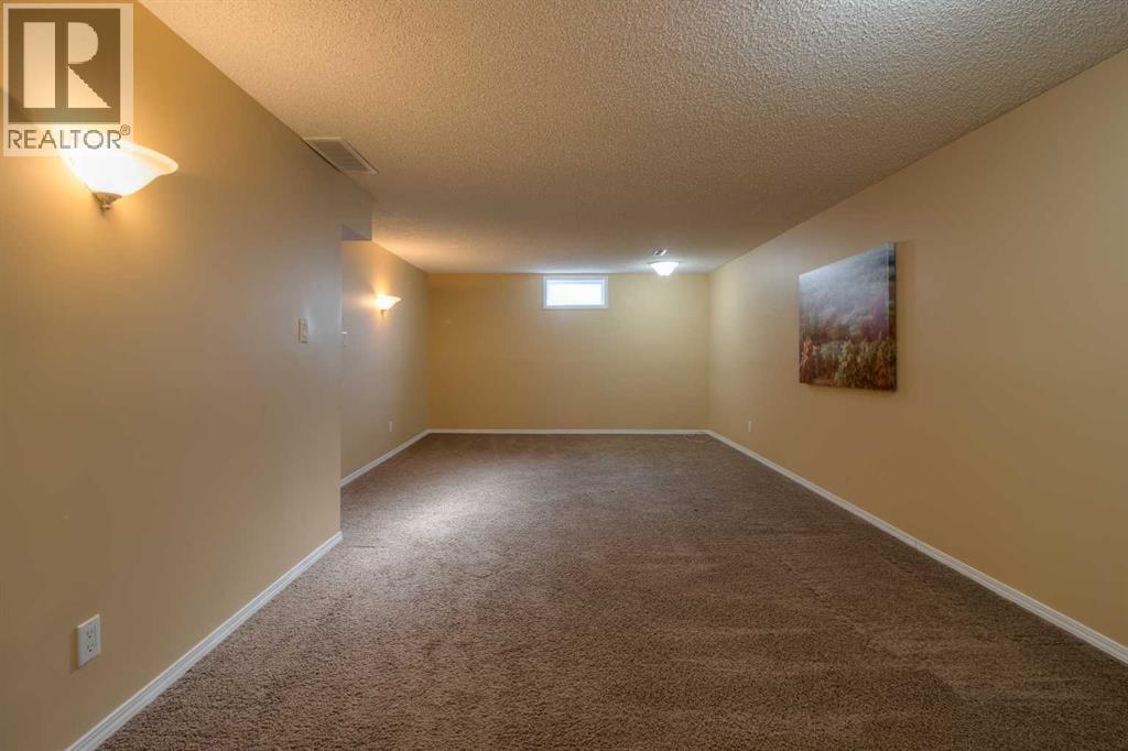 946 Columbia Boulevard W, Lethbridge, Alberta  T1K 4M3 - Photo 40 - A2250939