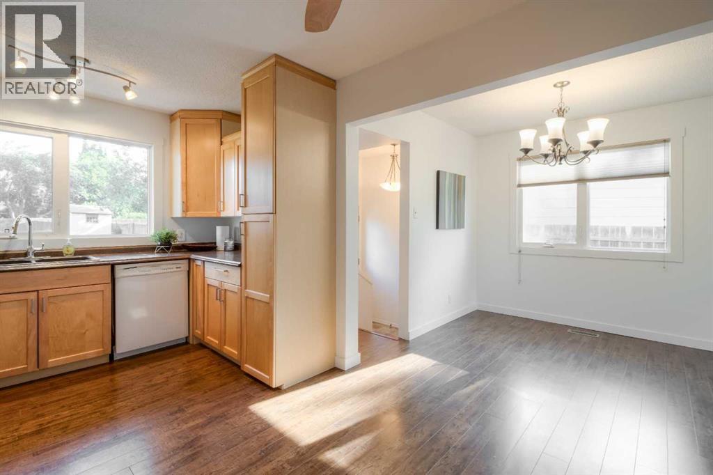 946 Columbia Boulevard W, Lethbridge, Alberta  T1K 4M3 - Photo 20 - A2250939