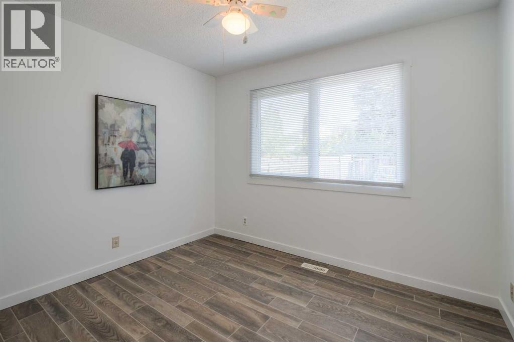 946 Columbia Boulevard W, Lethbridge, Alberta  T1K 4M3 - Photo 30 - A2250939
