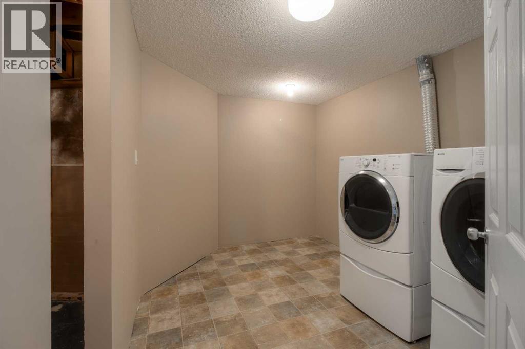 946 Columbia Boulevard W, Lethbridge, Alberta  T1K 4M3 - Photo 46 - A2250939