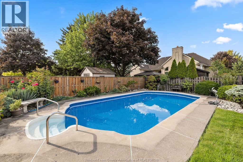 446 Corbett, Tecumseh, Ontario  N8N 4T4 - Photo 2 - 25025644