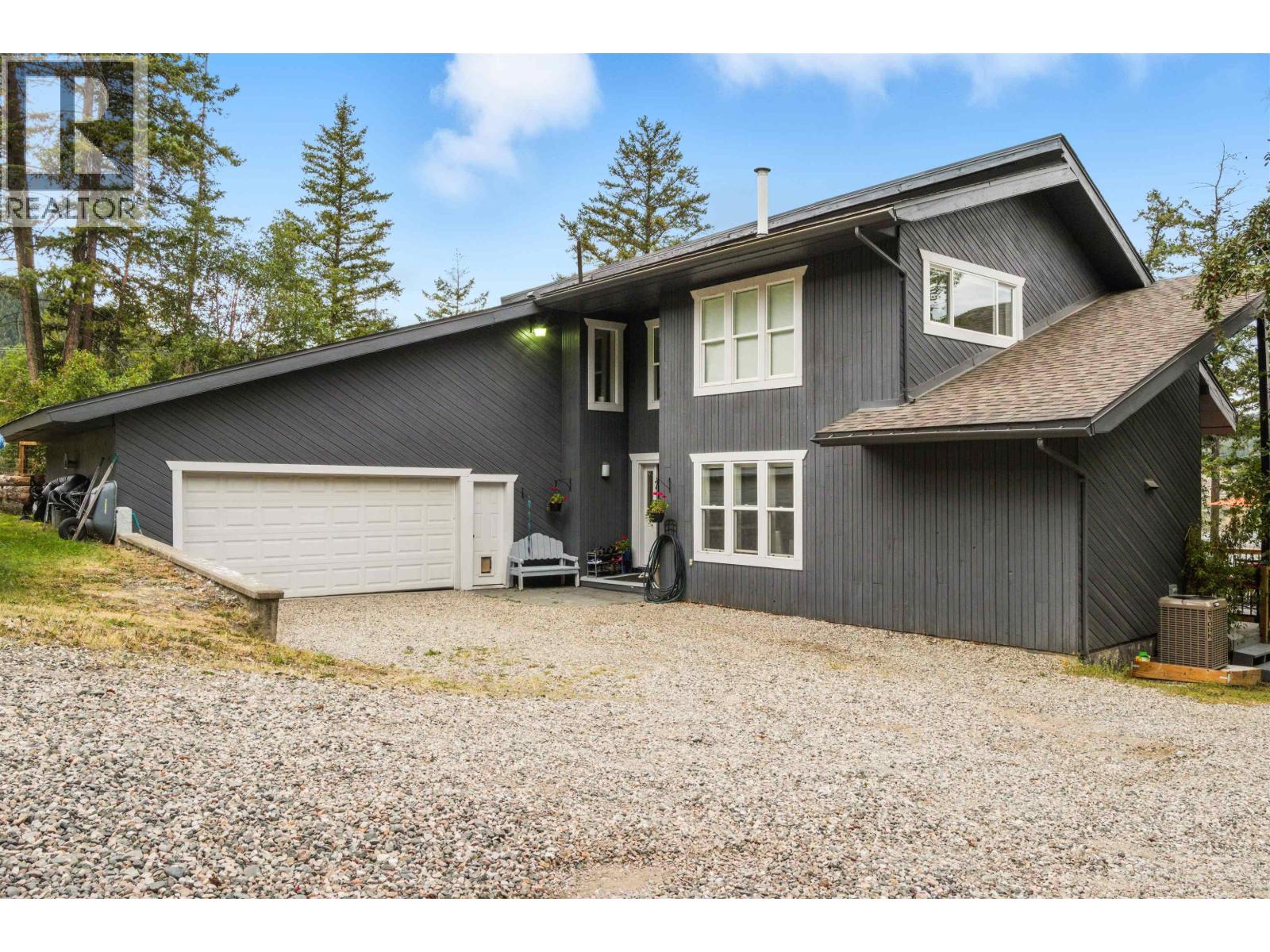 2124 South Lakeside Drive, Williams Lake, British Columbia  V2G 5G4 - Photo 3 - R3036456