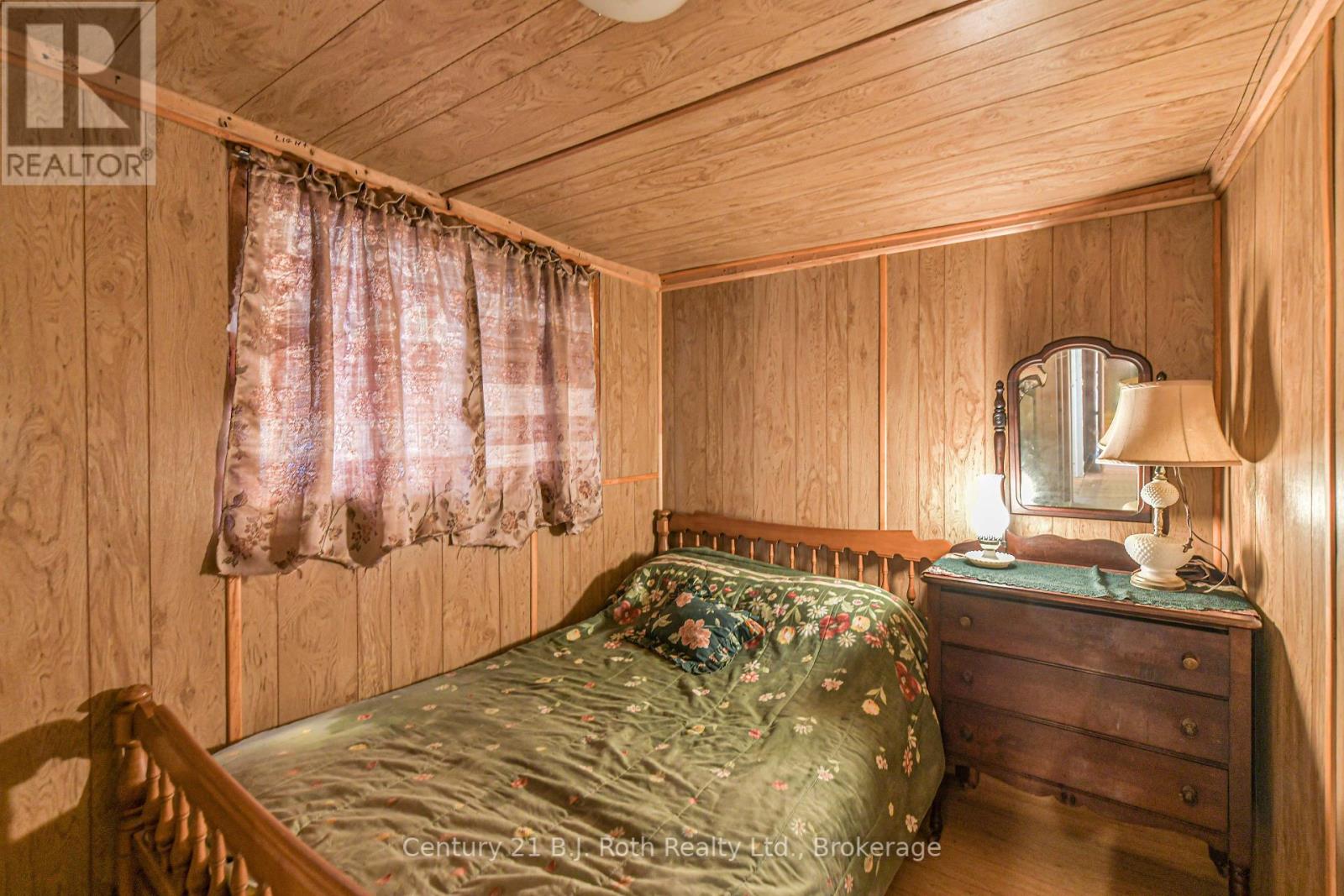 22 Baker Lane, Kawartha Lakes (Dalton), Ontario  L0K 1W0 - Photo 14 - X12451532